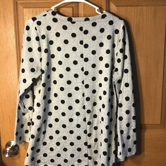 Green Envelope Sweater - Picture 2 of 2